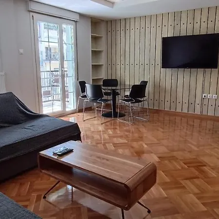 Apartment Artemis Plaza *