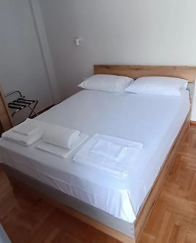 Appartement Artemis Plaza *