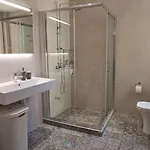 Artemis Plaza * 塞萨洛尼基